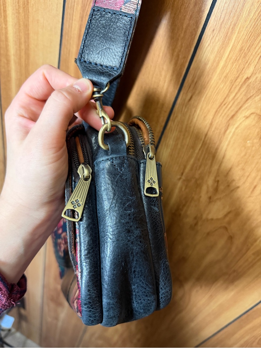 Patricia Nash Fall Vintage Floral Leather Shoulder Bag - Picture 11 of 12